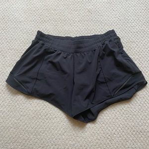 BLACK LULULEMON SHORTS